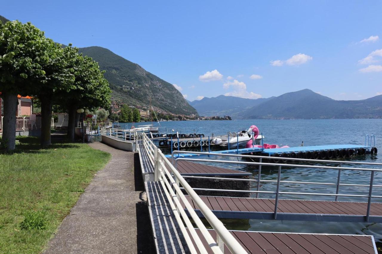 La Finestra "Sul Lago" Predore Exterior photo